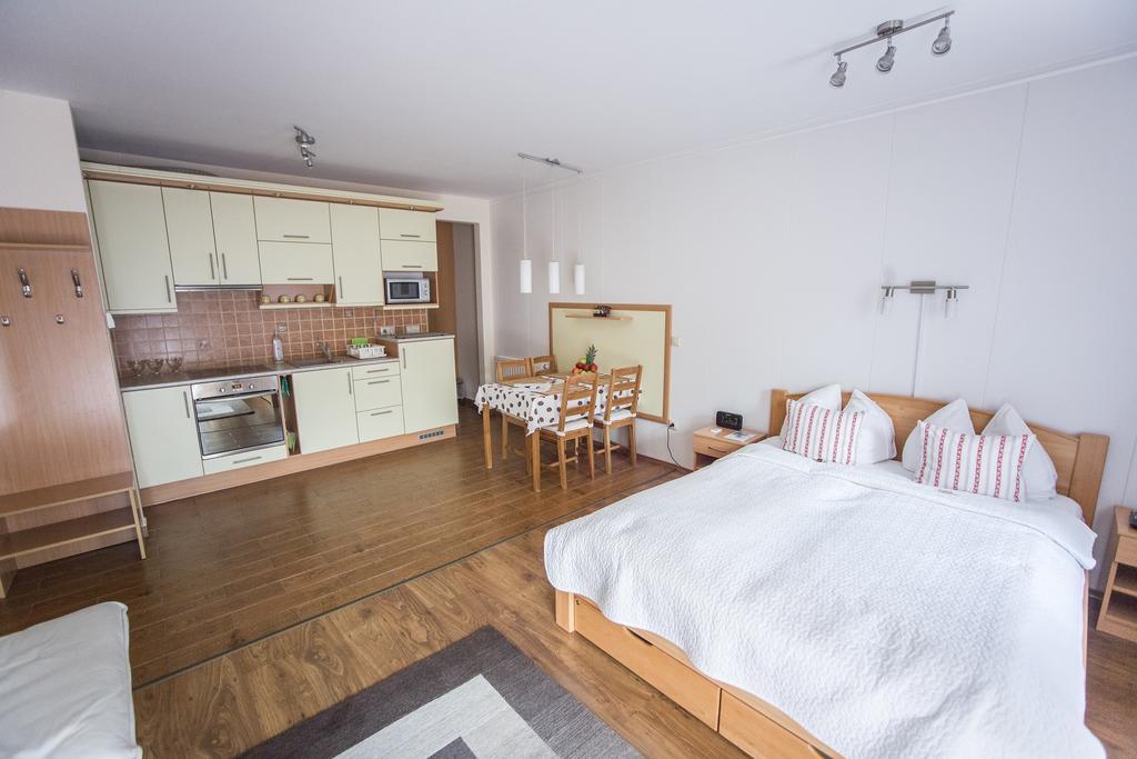 Atmoszfera Apartman Sárvár Rom bilde